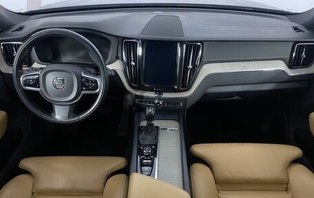 Volvo XC60 II, 2019 год, 2 745 000 рублей, 7 фотография