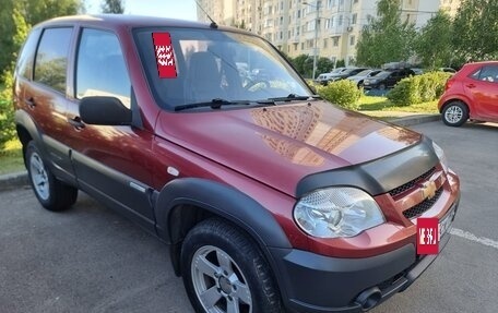 Chevrolet Niva I рестайлинг, 2011 год, 580 000 рублей, 2 фотография