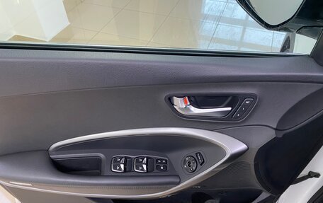 Hyundai Santa Fe III рестайлинг, 2018 год, 2 349 999 рублей, 10 фотография