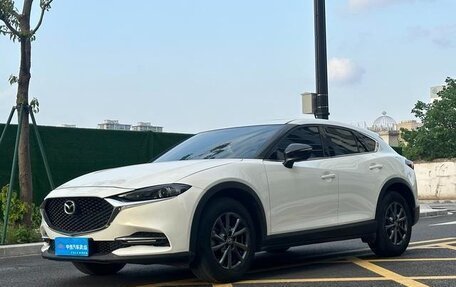 Mazda CX-4, 2022 год, 1 748 887 рублей, 2 фотография
