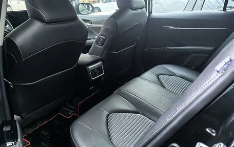 Toyota Camry, 2022 год, 2 450 000 рублей, 16 фотография