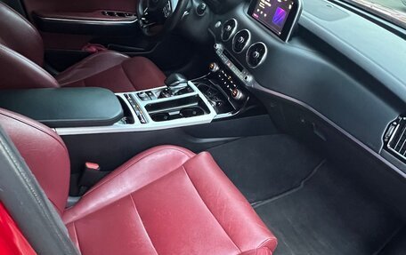 KIA Stinger I, 2018 год, 2 500 000 рублей, 9 фотография