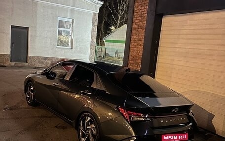Hyundai Elantra, 2024 год, 2 500 000 рублей, 24 фотография