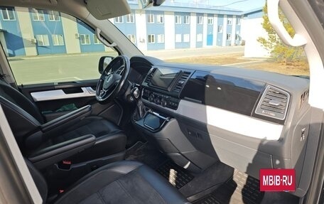 Volkswagen Multivan T6 рестайлинг, 2015 год, 3 250 000 рублей, 13 фотография