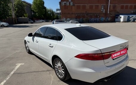 Jaguar XF II, 2016 год, 1 945 000 рублей, 10 фотография