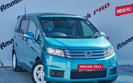 Honda Freed I, 2012 год, 1 300 000 рублей, 3 фотография