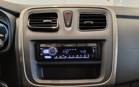 Renault Logan II, 2020 год, 890 000 рублей, 8 фотография