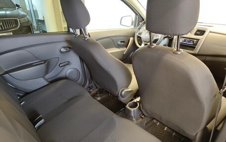 Renault Logan II, 2020 год, 890 000 рублей, 6 фотография