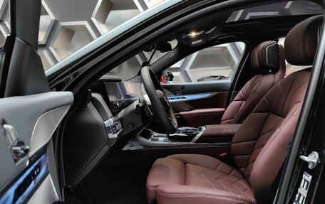 BMW 7 серия, 2024 год, 15 500 000 рублей, 19 фотография