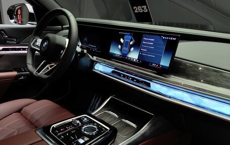 BMW 7 серия, 2024 год, 15 500 000 рублей, 25 фотография