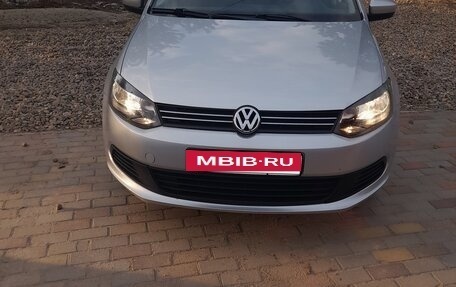 Volkswagen Polo VI (EU Market), 2012 год, 835 000 рублей, 2 фотография