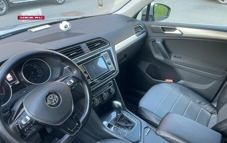 Volkswagen Tiguan II, 2017 год, 2 000 000 рублей, 3 фотография