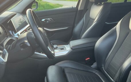 BMW 3 серия, 2019 год, 2 889 999 рублей, 10 фотография