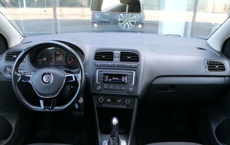 Volkswagen Polo VI (EU Market), 2017 год, 1 384 000 рублей, 11 фотография