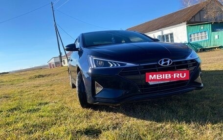 Hyundai Elantra VI рестайлинг, 2019 год, 1 598 000 рублей, 7 фотография