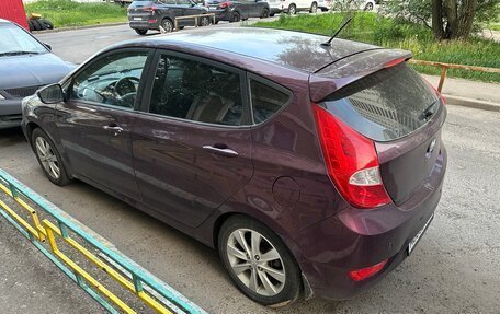 Hyundai Solaris II рестайлинг, 2012 год, 670 000 рублей, 4 фотография