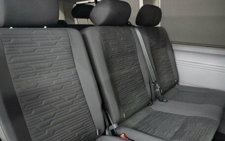 Volkswagen Caravelle T6 рестайлинг, 2021 год, 5 570 000 рублей, 13 фотография
