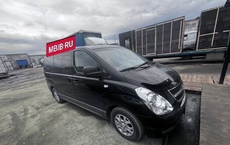 Hyundai H-1 II рестайлинг, 2008 год, 1 100 000 рублей, 2 фотография