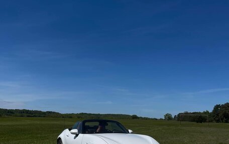 Mazda MX-5, 2022 год, 2 900 000 рублей, 3 фотография