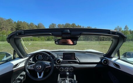 Mazda MX-5, 2022 год, 2 900 000 рублей, 11 фотография