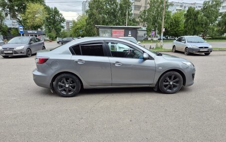 Mazda 3, 2011 год, 1 100 000 рублей, 22 фотография