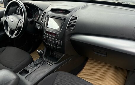 KIA Sorento II рестайлинг, 2015 год, 1 840 000 рублей, 19 фотография