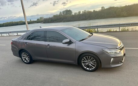 Toyota Camry, 2016 год, 2 350 000 рублей, 4 фотография