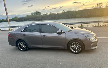 Toyota Camry, 2016 год, 2 350 000 рублей, 15 фотография