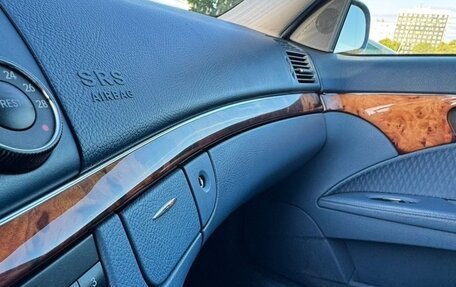Mercedes-Benz E-Класс, 2004 год, 999 000 рублей, 16 фотография