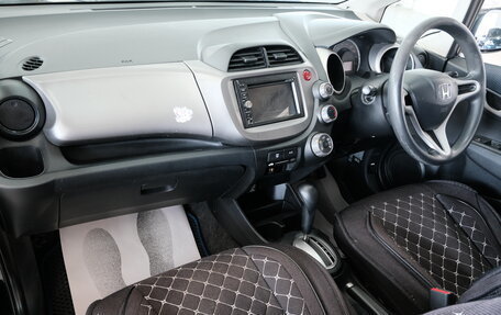 Honda Fit III, 2011 год, 949 000 рублей, 16 фотография