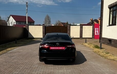 Toyota Camry, 2018 год, 2 090 000 рублей, 7 фотография