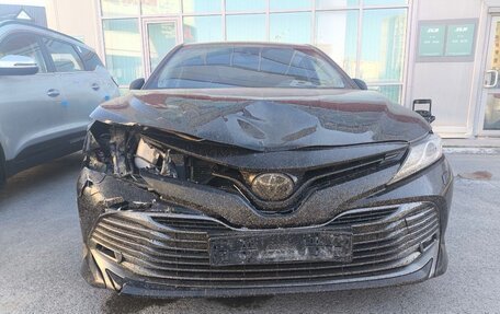 Toyota Camry, 2018 год, 2 090 000 рублей, 23 фотография