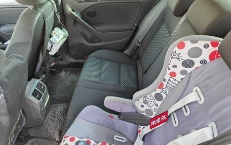 Volkswagen Golf VI, 2010 год, 750 000 рублей, 2 фотография