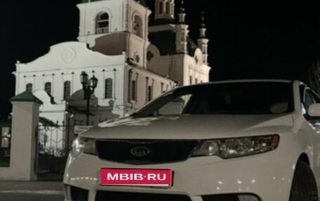 KIA Forte II, 2010 год, 800 000 рублей, 1 фотография