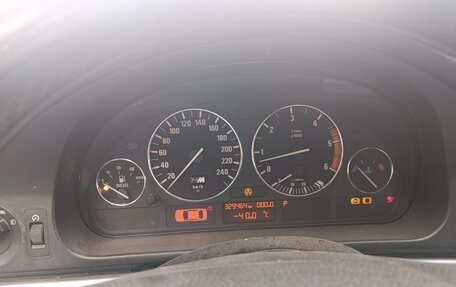 BMW 5 серия, 2001 год, 340 000 рублей, 9 фотография