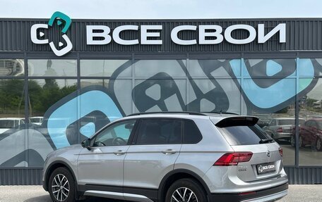 Volkswagen Tiguan II, 2019 год, 2 350 000 рублей, 3 фотография