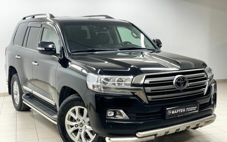 Toyota Land Cruiser 200, 2020 год, 7 690 000 рублей, 3 фотография