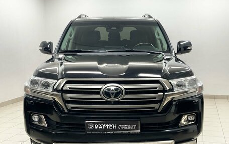 Toyota Land Cruiser 200, 2020 год, 7 690 000 рублей, 2 фотография