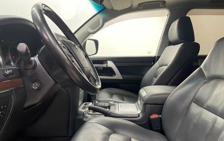 Toyota Land Cruiser 200, 2020 год, 7 690 000 рублей, 10 фотография