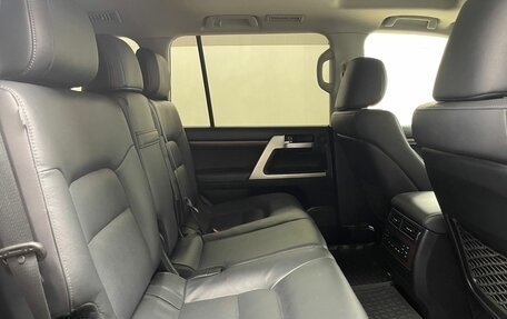 Toyota Land Cruiser 200, 2020 год, 7 690 000 рублей, 12 фотография