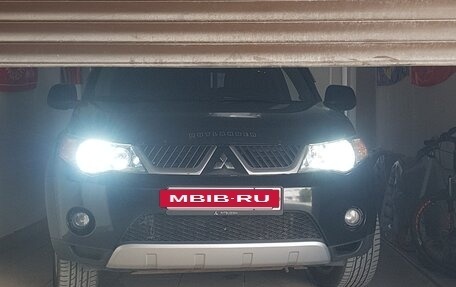 Mitsubishi Outlander III рестайлинг 3, 2008 год, 1 215 000 рублей, 3 фотография