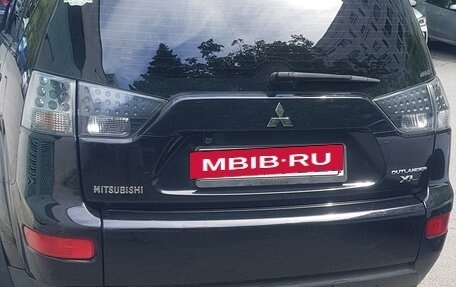 Mitsubishi Outlander III рестайлинг 3, 2008 год, 1 215 000 рублей, 8 фотография