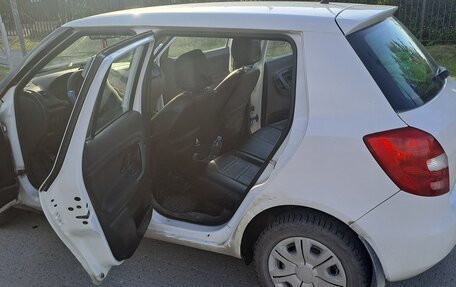 Skoda Fabia II, 2011 год, 550 000 рублей, 5 фотография