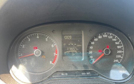 Volkswagen Polo VI (EU Market), 2011 год, 395 000 рублей, 3 фотография