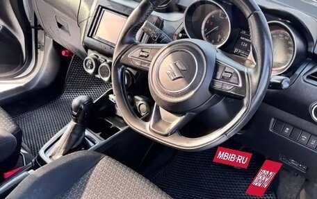 Suzuki Swift V, 2018 год, 770 000 рублей, 3 фотография