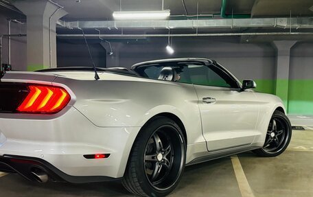 Ford Mustang VI рестайлинг, 2019 год, 3 200 000 рублей, 3 фотография