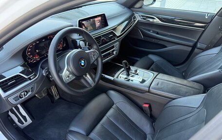 BMW 7 серия, 2019 год, 5 800 000 рублей, 10 фотография