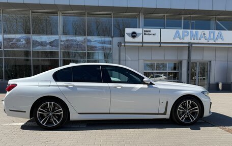 BMW 7 серия, 2019 год, 5 800 000 рублей, 9 фотография