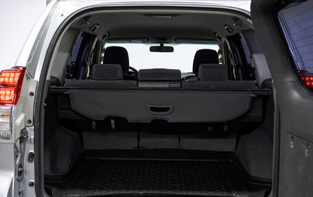 Toyota Land Cruiser Prado 150 рестайлинг 2, 2010 год, 2 350 000 рублей, 9 фотография