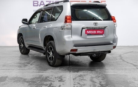 Toyota Land Cruiser Prado 150 рестайлинг 2, 2010 год, 2 350 000 рублей, 7 фотография